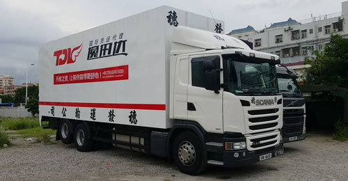 大阪包機圖片